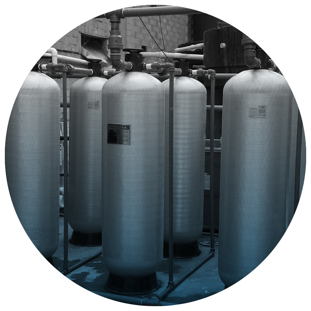 Filtro para e tratamiento de aguas grises y negras
